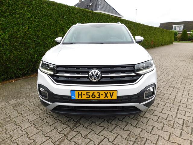 Volkswagen T-Cross 1.0 TSI Style, Navi, Carplay, Camera, Trekhaak.