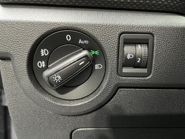 Volkswagen T-Cross 1.0 TSI Life / GARANTIE TM 05-2027/ PARK. SENSOREN/ APP CONNECT/ ADAPT. CRUISE/ AIRCO/ DAB/ 16" LMV