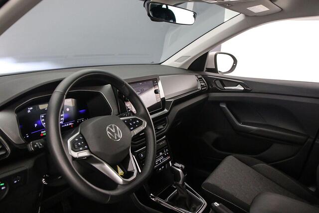 Volkswagen T-Cross Life Edition 1.0 TSI 115pk DSG Automaat Adaptive cruise control, Parkeersensoren, LED koplampen, Stoelverwarming, App connect, Airco, DAB, Radio