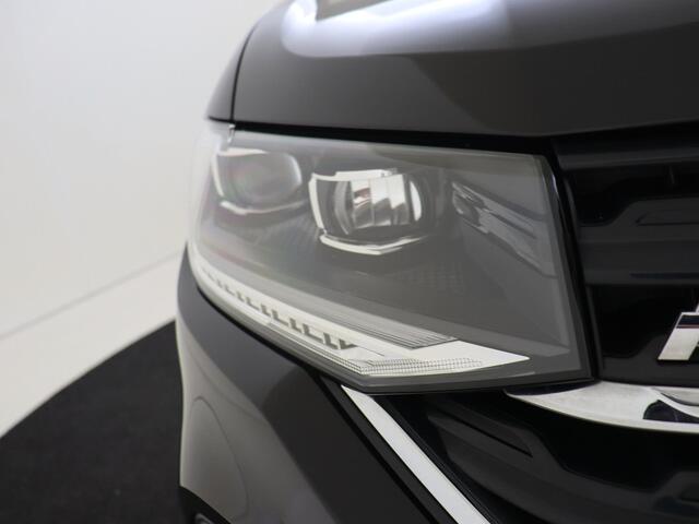 Volkswagen T-Cross 1.0 TSI R-Line | Trekhaak | Navigatie | Adaptieve cruise control | Parkeersensoren | CarPlay | Draadloze telefoonlader | LED verlichting |