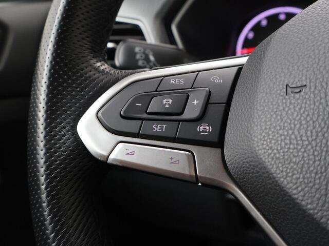 Volkswagen T-Cross 1.0 TSI Style Business R | 116 PK | Automaat | Achteruitrijcamera | Navigatiesysteem | R line |