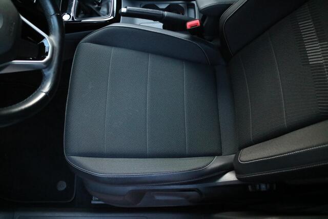 Volkswagen T-Cross 1.0 TSI Style R-line | Camera | Digidash | Blindspot