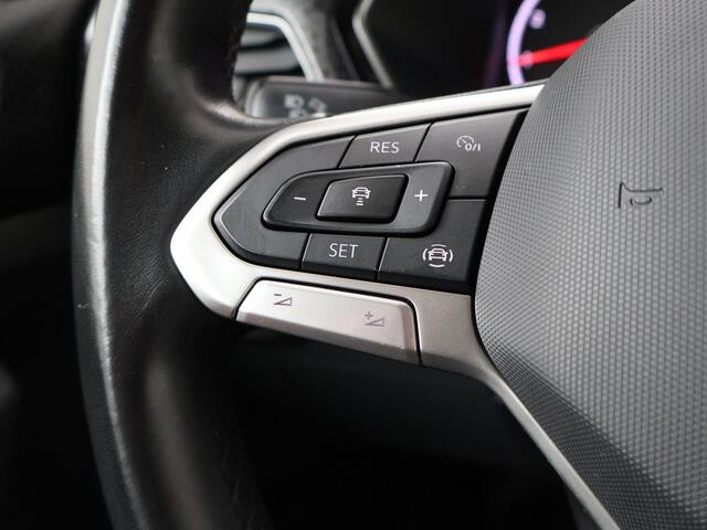 Volkswagen T-Cross 1.0 TSI Style | 110 PK | Navigatiesysteem | Adaptive cruise control | Achteruitrijcamera |