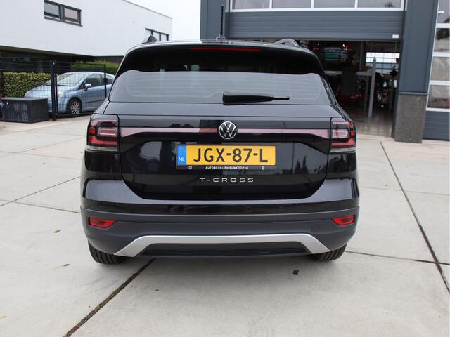 Volkswagen T-Cross 1.0 TSI Style DSG, ACC, Carplay, stoelvw, BOMVOL! Aanbieding!