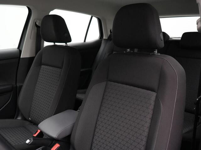 Volkswagen T-Cross 1.0 TSI 95 pk Life | Stoelverwarming | Navigatie Apple Carplay/Android Auto | Parkeersensoren voor/achter | Adaptive Cruise