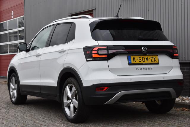 Volkswagen T-Cross 1.0 TSI Style Camera, Adaptive cruise, Climate control, Navi, Carplay