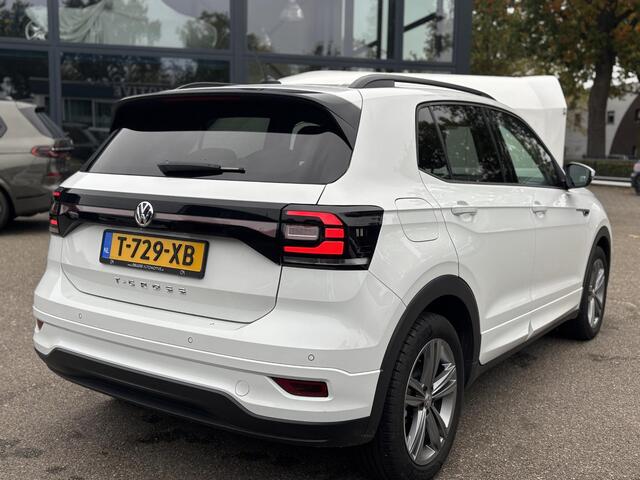 Volkswagen T-Cross 1.0 TSI Style R LINE ! | DODE HOEK DETECTIE | VIRTUAL DASH | STOELVERWARMING | NAVI | CLIMA | RIJKLAARPRIJS INCL. 12MND BOVAG GARANTIE |