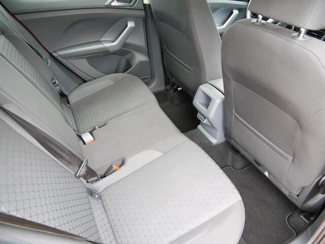 Volkswagen T-Cross 1.0 TSI Life 96 Pk Apple Carplay / PDC / Trekhaak