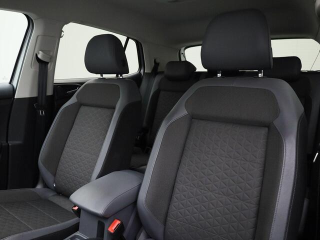 Volkswagen T-Cross 1.0TSI/115PK Style DSG · Apple Car Play · Navigatie · Camera + Parkeersensoren · Stoelverwarming