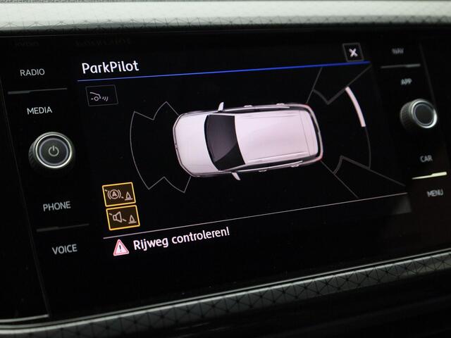 Volkswagen T-Cross 1.0TSI/115PK Style DSG · Apple Car Play · Navigatie · Camera + Parkeersensoren · Stoelverwarming