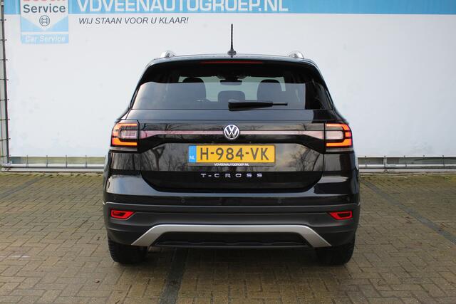 Volkswagen T-Cross 1.0 TSI Style | Incl. 12 maanden garantie | Climate controle | Adaptive cruise controle | Digital cockpit | Navigatie | Apple CarPlay/Android Auto | Draadloze telefoonlader | Dodehoeksensoren | DAB+ | Parkeersensoren V+A | Getinte ramen | Origineel NL Aut