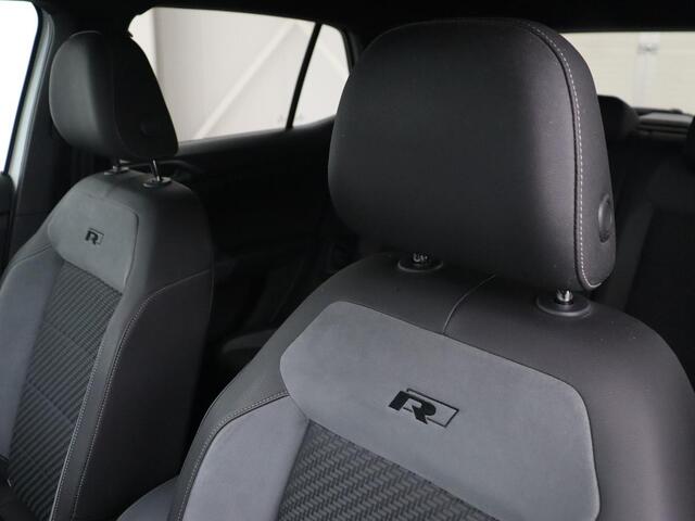 Volkswagen T-Cross 1.5 TSI Style R Line | Stoelverwarming | Trekhaak | Camera | Keyless | BEATS Sound | Virtual Cockpit | Carplay | Navigatie | Adaptive cruise | Climate control