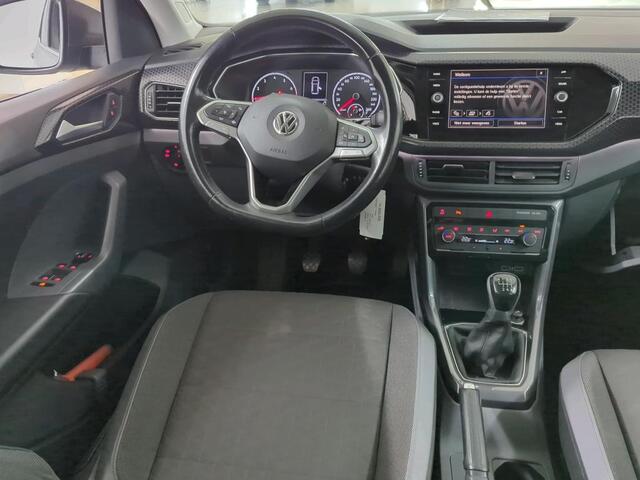 Volkswagen T-Cross 1.0 TSI Style / TREKHAAK/ PARK. SENSOREN/ LED/ CLIMA/ APP CONNECT/ 17" LMV