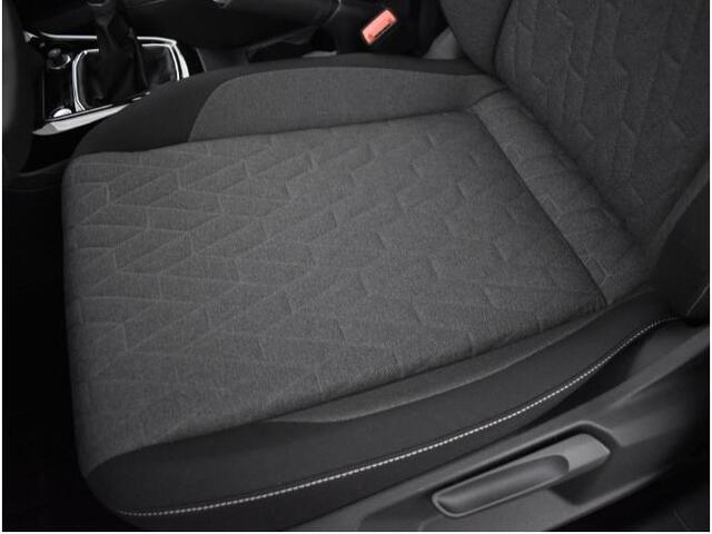 Volkswagen T-Cross Life Edition 1.0 TSI 95 pk 5 versn. Hand · Airconditioning automatisch, 2-zone (climatronic) · Velgen 'ventura' · 17 inch lichtmetaal · Prijs is inclusief inruilpremie