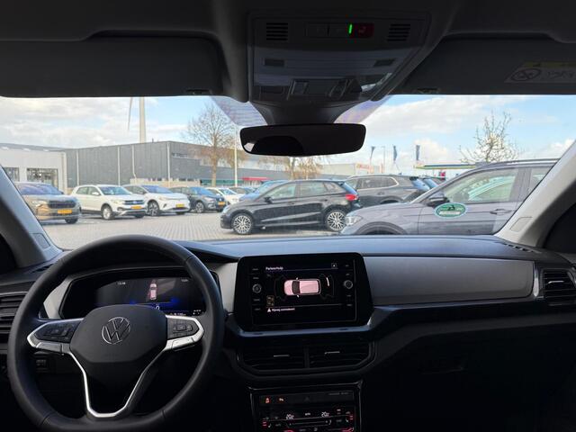 Volkswagen T-Cross 1.0 TSi 115 Pk Automaat Life Edition | Adaptive Cruise | Camera | CarPlay | Climate | Stoelverwarming | 15.164 Km!!