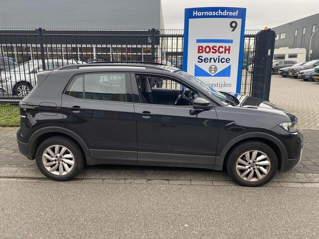Volkswagen T-Cross 1.0 TSi DSG7-automaat Life met o.a. draadloze App Connect, parkeersens, cruise adapt., clima, etc.