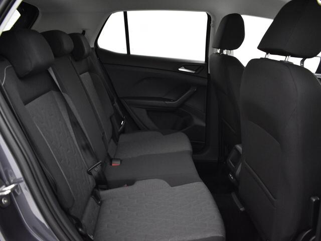 Volkswagen T-Cross Life Edition 1.0 TSI 95 pk 5 versn. Hand · Comfort pakket · Velgen 'ventura', 17 inch lichtmetaal · MEGA Sale
