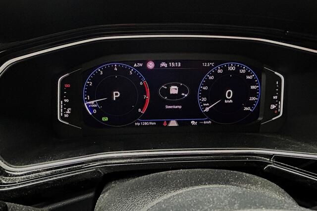 Volkswagen T-Cross 1.5 TSI 150pk Style Business R LED VIRTUAL TREKHAAK 19426KM!