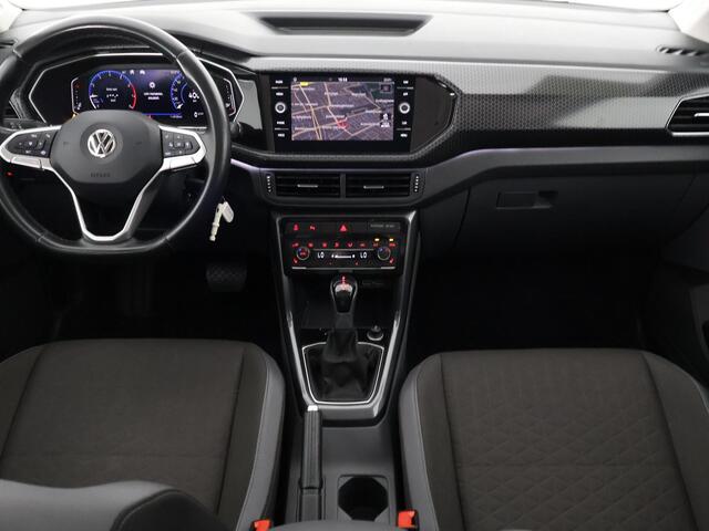 Volkswagen T-Cross 1.0 TSI Style Two-Tone Automaat | 1e eigenaar | Navigatie | Stoelverwarming | Camera |