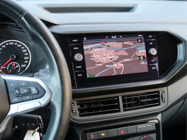 Volkswagen T-Cross 1.0 TSI Life | parkeersensoren | navigatie | trekhaak |