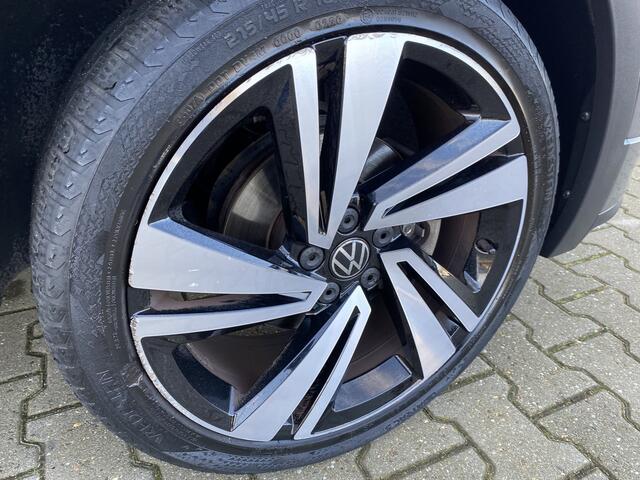 Volkswagen T-Cross 1.5 TSI Business R-Line Camera, Adaptieve Cruise & App-Connect