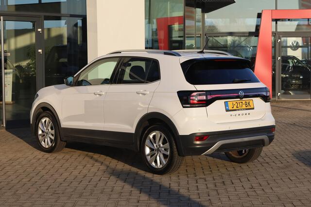 Volkswagen T-Cross 1.0 TSI Style 115PK / 85kW, Voorstoelen verwarmbaar, navigatie, Apple Carplay & Android Auto, dodehoek detectie (side assist), digital cockpit pro, adaptieve cruise control (acc), achteruitrijcamera (rear view), elektrisch verstel-, verwarm- en inklapbare