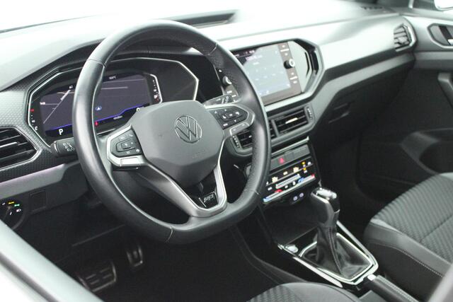 Volkswagen T-Cross 1.0 TSI 110pk DSG 2x R-Line Trekhaak Camera Keyless Navigatie Virtual Cockpit Led