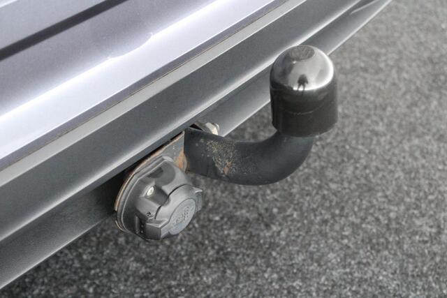 Volkswagen T-Cross 1.0 TSI 110pk DSG 2x R-Line Trekhaak Camera Keyless Navigatie Virtual Cockpit Led