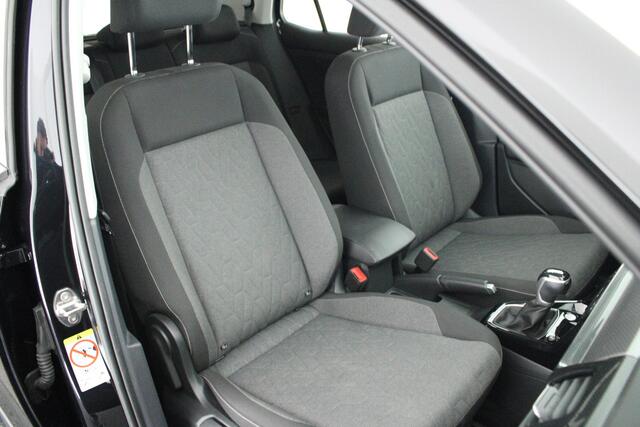 Volkswagen T-Cross 1.0 TSI 116pk DSG Life Edition Stoelverwarming Camera Keyless Virtual Cockpit App-Connect