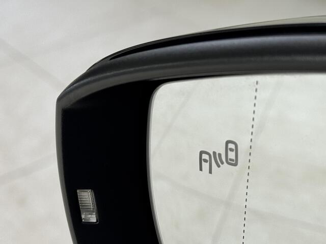 Volkswagen T-Cross 1.0 TSI Life | Airco | Navi | Adaptief Cruisecontrol | Dodehoek herkenning |