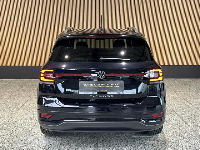 Volkswagen T-Cross 1.0 TSI R-Line 2 X R-line | Camera | Stoelverwarming