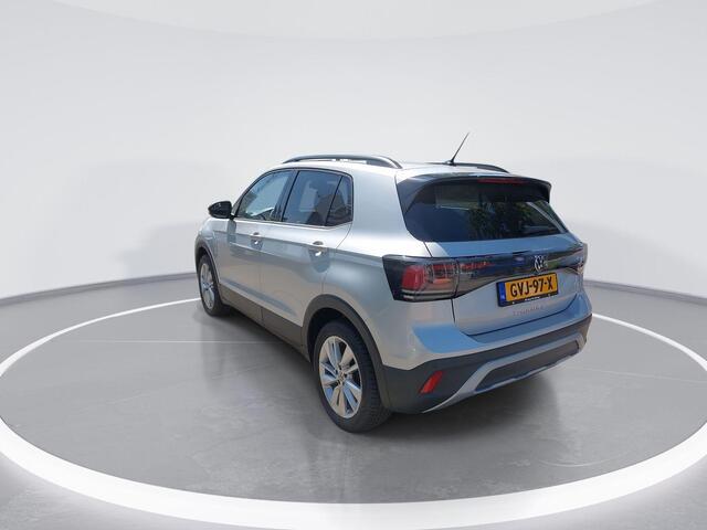 Volkswagen T-Cross Life Edition 1.0 TSI 95 PK 5 versn. hand · Allseasonbanden · Achteruitrijcamera · Keyless Entry · Draadloze telefoonlader ·