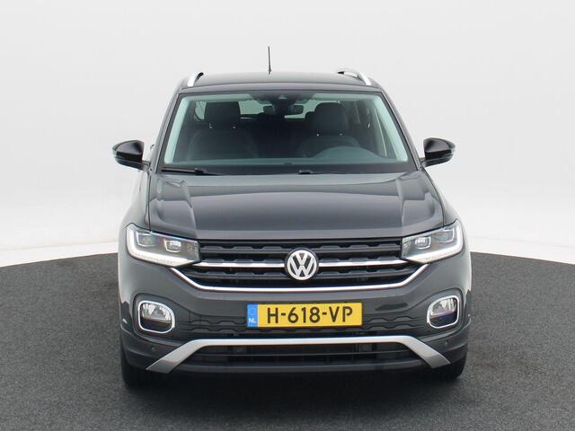 Volkswagen T-Cross 1.0 TSi Style 115 Pk | Adaptive Cruise | Navigatiesysteem | Full Led | Trekhaak | CarPlay | 18 Inch | 27.089 Km!