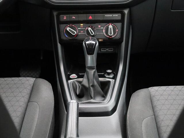 Volkswagen T-Cross 1.0 TSI Life | Adaptieve Cruise Control | Keyless | Blind Spot Warning | PDC Voor+Achter | Licht- & Regensensor | DAB-Radio | Apple Carplay & Android Auto | Elektrisch Inklapbare Buitenspiegels | Airconditioning