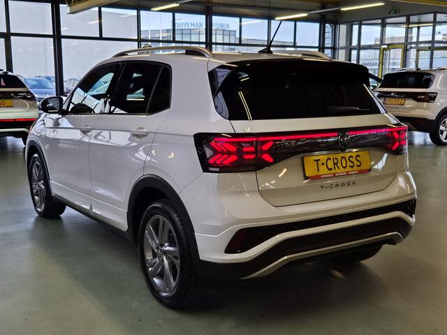 Volkswagen T-Cross 1.5 TSI R-Line -150pk- Automaat | Trekhaak | Camera | IQ LED | Rijklaarprijs incl. 1 jaar Bovag garantie