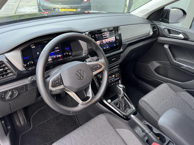 Volkswagen T-Cross 1.0 TSI 116pk DSG Life Edition IQ Light Stoelverwarming Camera Keyless Virtual Cockpit App-Connect