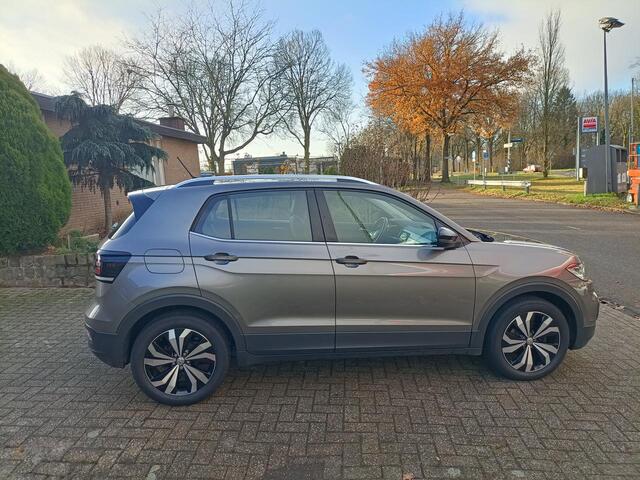 Volkswagen T-Cross 1.0 Style Automaat, Navi, Cruise, Stoelverw