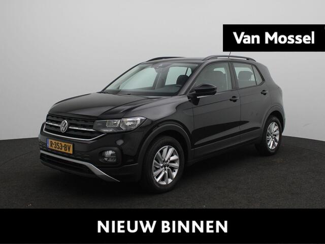 Volkswagen T-Cross 1.0 TSI Life | Adaptive cruise control | Achteruitrijcamera | Apple Carplay/Android Auto | Verwarmbare buitenspiegels | Lichtmetalen velgen |