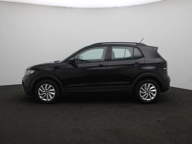 Volkswagen T-Cross 1.0 TSI Life | Adaptive cruise control | Achteruitrijcamera | Apple Carplay/Android Auto | Verwarmbare buitenspiegels | Lichtmetalen velgen |