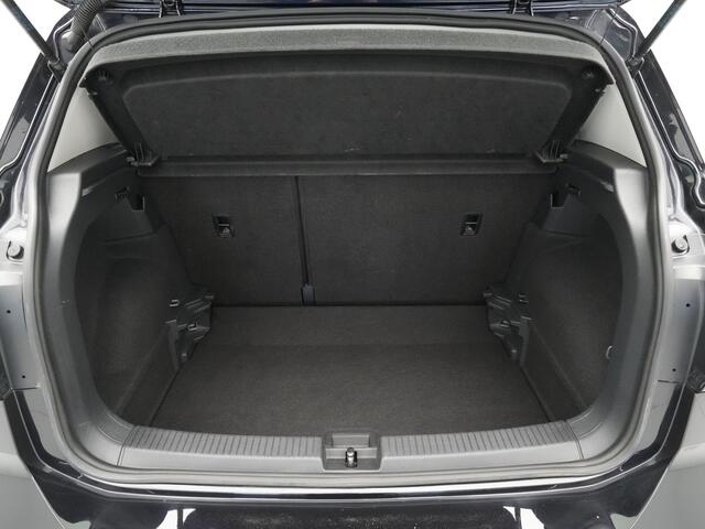 Volkswagen T-Cross 1.0 TSI Life Navigatie Acc Pdc Privacy glas Carplay 43