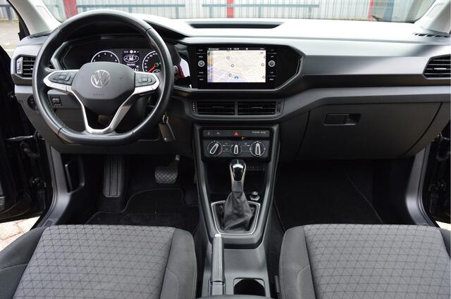 Volkswagen T-Cross 1.0 TSI Life O.a: PDC, Afn. Haak, Carplay, Airco, Navi, Rijklaar, Etc. All-in prijs!