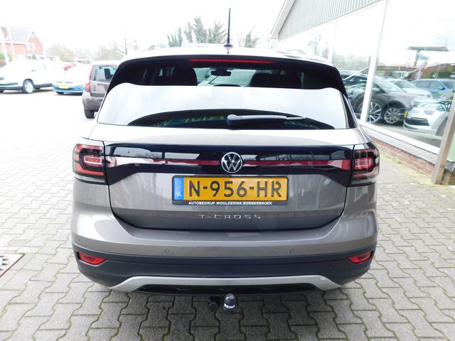 Volkswagen T-Cross 1.0TSI 116 PK STYLE!! All-in Prijs! Trekhaak!