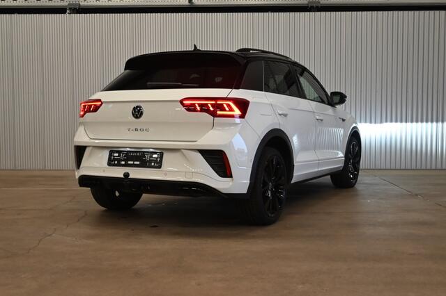 Volkswagen T-Roc 1.5 TSI AUTOMAAT R-Line IQ|PANO|BEATS|TREKHAAK