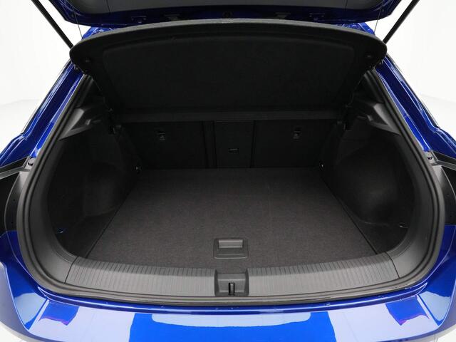 Volkswagen T-Roc 1.5 TSI 150pk DSG R-Line Navi via App Pdc Clima Led