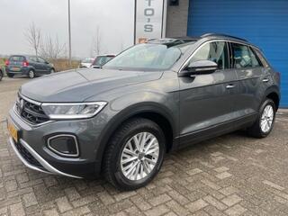 volkswagen-t-roc-1.0-tsi-life-busin
