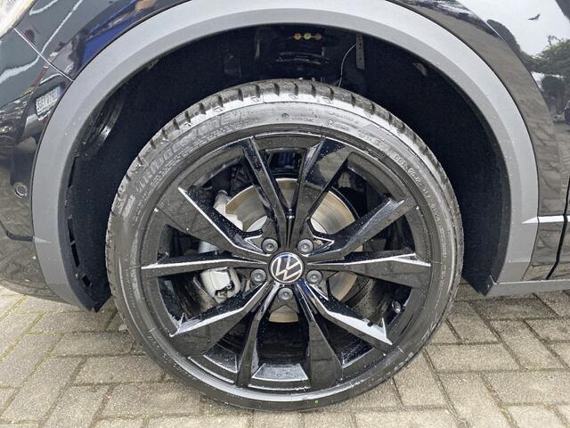 Volkswagen T-Roc 1.5 TSI DSG R-LINE BLACK OPTIK 19''LM/PANO-DAK/E-KLEP/ACC/CAMER