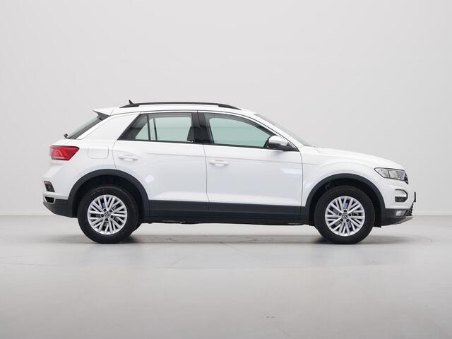 Volkswagen T-Roc 1.5 TSI 150pk DSG Style Navigatie Pdc Stoelverwarming Clima