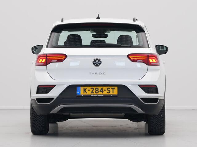 Volkswagen T-Roc 1.5 TSI 150pk DSG Style Navigatie Pdc Stoelverwarming Clima