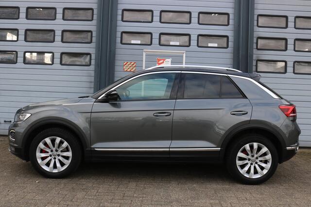 Volkswagen T-Roc 1.5 TSI Sport Virtual cockpit Xenon Pdc Camera T-haak Bj:2018