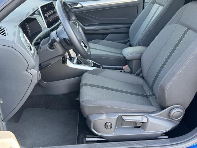 Volkswagen T-Roc Cabrio 1.5 TSI Style Stuurverwarming, adaptief cruise control, Camera, DAB-tuner, windscherm . Een proefrit levert het bewijs. Neem contact op en we maken een afspraak!